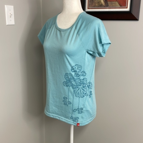 The North Face Womens Lilly Pad Short Sleeve Vapor Wick Tshirt Size Small Blue - Picture 3 of 6